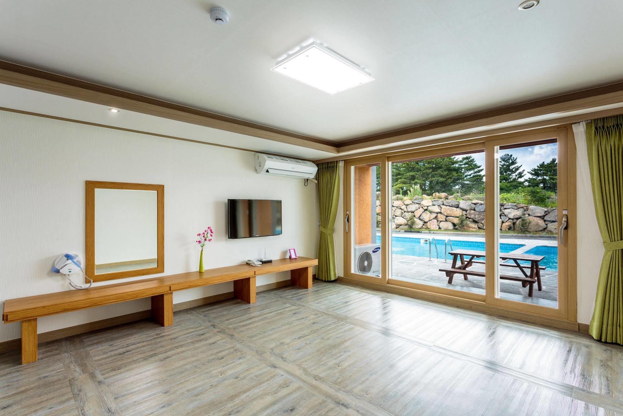 Suandsu Resort Jeju Esterno foto